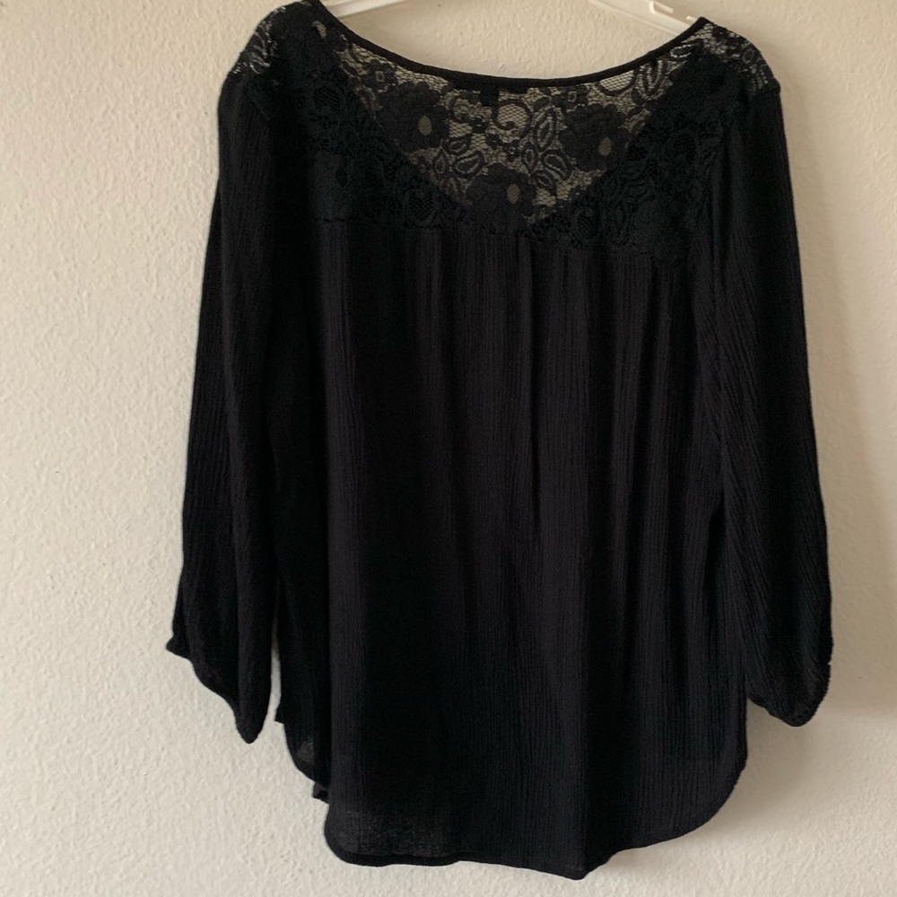 Blouse with Lace